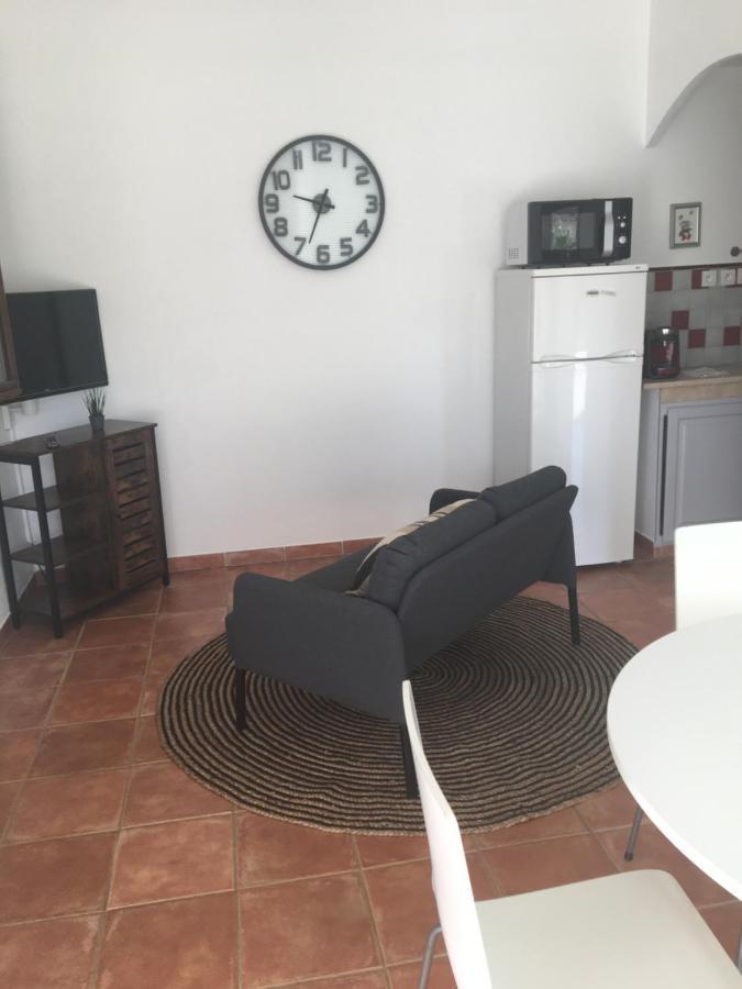Gite 2 Pieces Au Calme Les Arcs-sur-Argens المظهر الخارجي الصورة